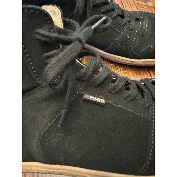 Piloti Men\'s High Top Apex Driving Shoes - Black Suede - Sz 10.5 US